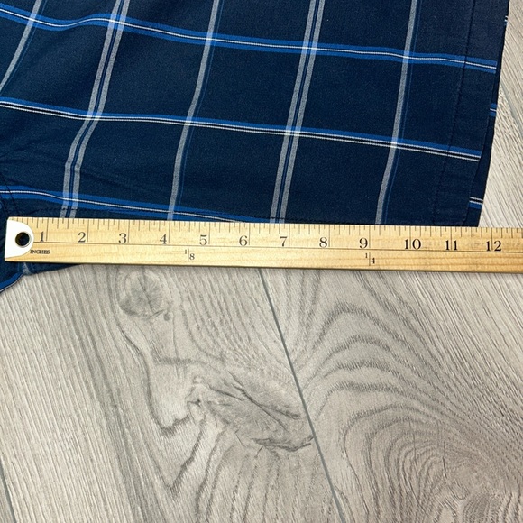 The North Face Shorts - Picture 5 of 12